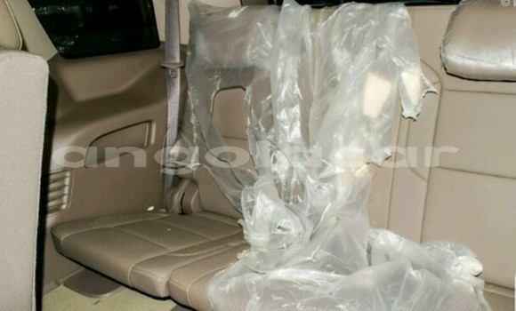 Buy New GMC Yukon White Car in Luanda in Luanda Province Buy New GMC Yukon White Car in Luanda in Luanda Province