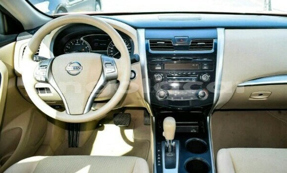 Acheter Neuf Voiture Nissan Altima Blanc à Luanda, Province de Luanda Acheter Neuf Voiture Nissan Altima Blanc à Luanda, Province de Luanda