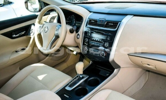 Acheter Neuf Voiture Nissan Altima Blanc à Luanda, Province de Luanda Acheter Neuf Voiture Nissan Altima Blanc à Luanda, Province de Luanda