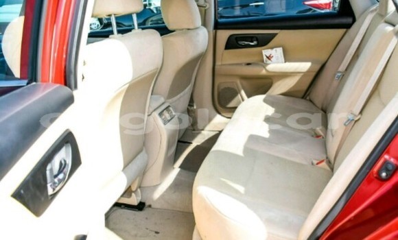 Acheter Neuf Voiture Nissan Altima Blanc à Luanda, Province de Luanda Acheter Neuf Voiture Nissan Altima Blanc à Luanda, Province de Luanda