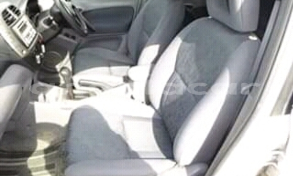 Comprar Novo Toyota Starlet Marrom Carro em Luanda em Luanda Province Comprar Novo Toyota Starlet Marrom Carro em Luanda em Luanda Province