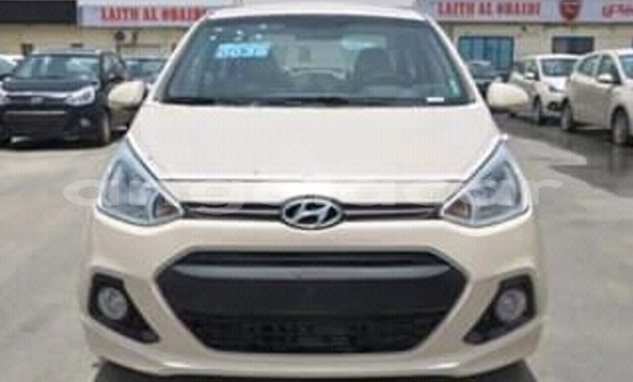 Comprar Usado Hyundai i10 Marrom Carro em Luanda em Luanda Province Comprar Usado Hyundai i10 Marrom Carro em Luanda em Luanda Province