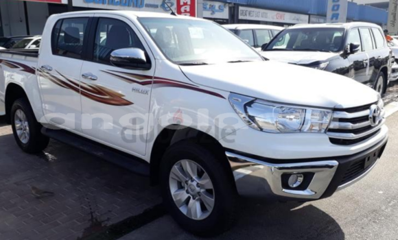 Comprar Novo Toyota Hilux Branco Carro em Luanda em Luanda Province Comprar Novo Toyota Hilux Branco Carro em Luanda em Luanda Province