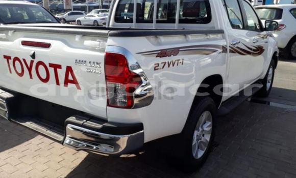 Comprar Novo Toyota Hilux Branco Carro em Luanda em Luanda Province Comprar Novo Toyota Hilux Branco Carro em Luanda em Luanda Province