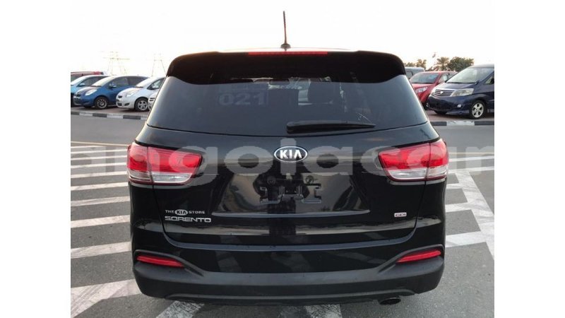 Big with watermark kia sorento bengo province import dubai 5235