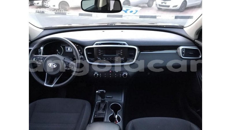 Big with watermark kia sorento bengo province import dubai 5235
