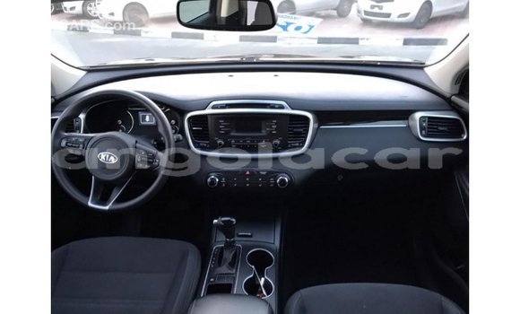 Comprar Importar Kia Sorento Preto Carro em Import - Dubai em Bengo Province Comprar Importar Kia Sorento Preto Carro em Import - Dubai em Bengo Province
