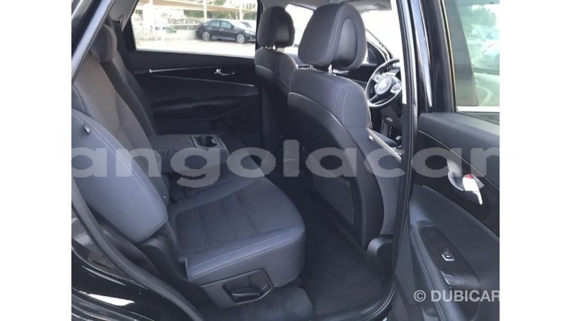 Big with watermark kia sorento bengo province import dubai 5235