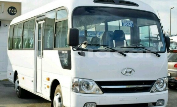 Acheter Neuf Voiture Toyota Coaster Autre à Luanda, Province de Luanda Acheter Neuf Voiture Toyota Coaster Autre à Luanda, Province de Luanda