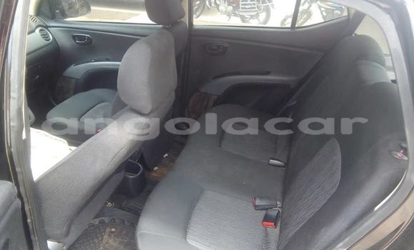 Comprar Usado Hyundai i10 Prata Carro em Luanda em Luanda Province Comprar Usado Hyundai i10 Prata Carro em Luanda em Luanda Province