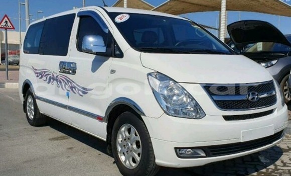 Acheter Neuf Voiture Hyundai H1 Blanc à Luanda, Province de Luanda Acheter Neuf Voiture Hyundai H1 Blanc à Luanda, Province de Luanda