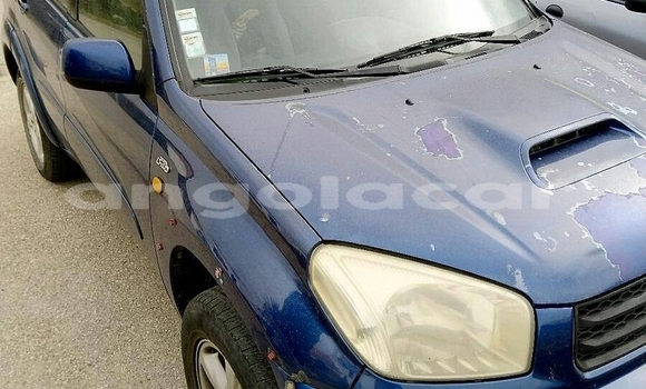 Comprar Usado Toyota RAV4 Azul Carro em Luanda em Luanda Province Comprar Usado Toyota RAV4 Azul Carro em Luanda em Luanda Province