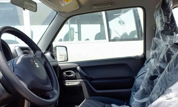 Comprar Novo Suzuki Jimny Verde Carro em Luanda em Luanda Province Comprar Novo Suzuki Jimny Verde Carro em Luanda em Luanda Province