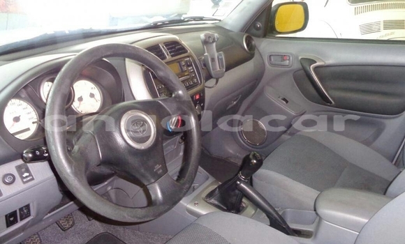Comprar Novo Toyota RAV4 Outro Carro em Luanda em Luanda Province Comprar Novo Toyota RAV4 Outro Carro em Luanda em Luanda Province