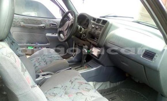 Comprar Usado Toyota RAV4 Branco Carro em Luanda em Luanda Province Comprar Usado Toyota RAV4 Branco Carro em Luanda em Luanda Province