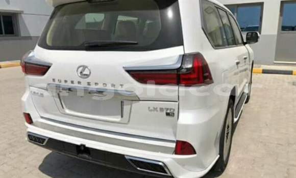 Comprar Novo Lexus LX Branco Carro em Luanda em Luanda Province Comprar Novo Lexus LX Branco Carro em Luanda em Luanda Province