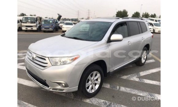 Comprar Importar Toyota Highlander Outro Carro em Import - Dubai em Bengo Province Comprar Importar Toyota Highlander Outro Carro em Import - Dubai em Bengo Province