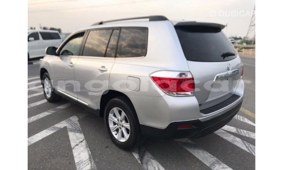 Comprar Importar Toyota Highlander Outro Carro em Import - Dubai em Bengo Province Comprar Importar Toyota Highlander Outro Carro em Import - Dubai em Bengo Province