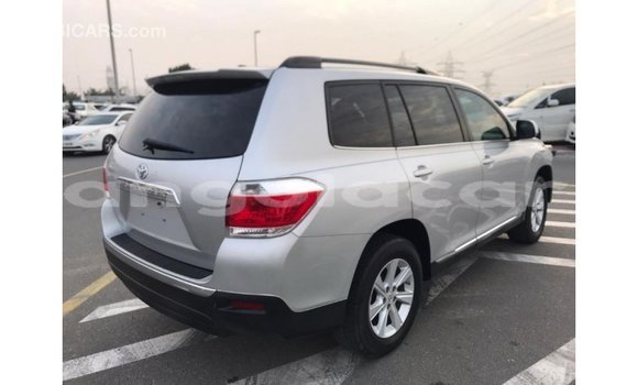 Comprar Importar Toyota Highlander Outro Carro em Import - Dubai em Bengo Province Comprar Importar Toyota Highlander Outro Carro em Import - Dubai em Bengo Province
