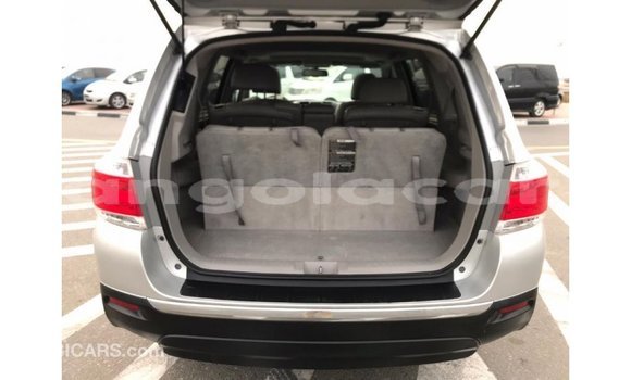 Comprar Importar Toyota Highlander Outro Carro em Import - Dubai em Bengo Province Comprar Importar Toyota Highlander Outro Carro em Import - Dubai em Bengo Province