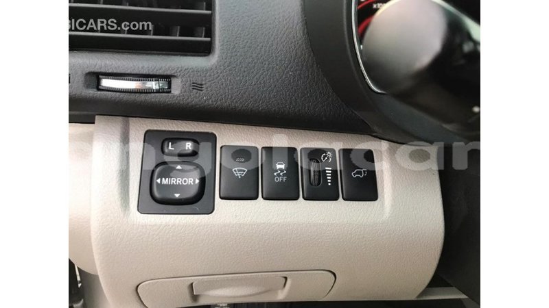 Big with watermark toyota highlander bengo province import dubai 5354