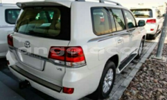 Comprar Novo Toyota Land Cruiser Branco Carro em Luanda em Luanda Province Comprar Novo Toyota Land Cruiser Branco Carro em Luanda em Luanda Province