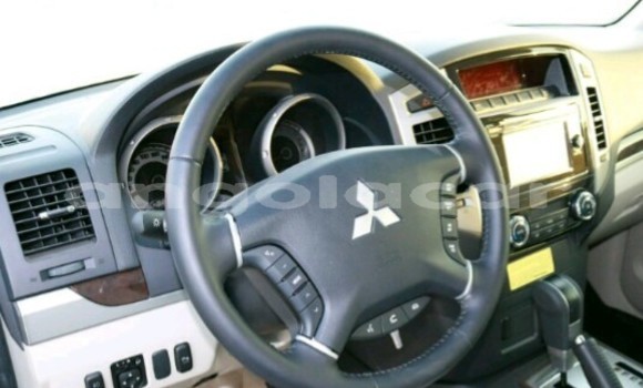 Comprar Novo Mitsubishi Pajero Outro Carro em Luanda em Luanda Province Comprar Novo Mitsubishi Pajero Outro Carro em Luanda em Luanda Province