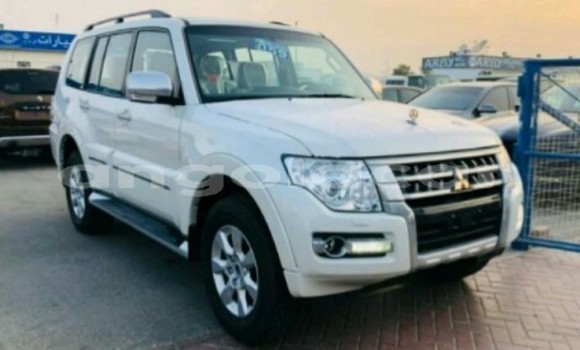 Buy New Mitsubishi Pajero White Car in Luanda in Luanda Province Buy New Mitsubishi Pajero White Car in Luanda in Luanda Province