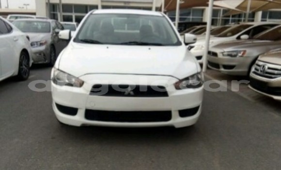 Acheter Neuf Voiture Mitsubishi Lancer Blanc à Luanda, Province de Luanda Acheter Neuf Voiture Mitsubishi Lancer Blanc à Luanda, Province de Luanda