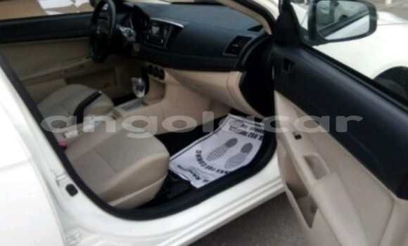 Acheter Neuf Voiture Mitsubishi Lancer Blanc à Luanda, Province de Luanda Acheter Neuf Voiture Mitsubishi Lancer Blanc à Luanda, Province de Luanda