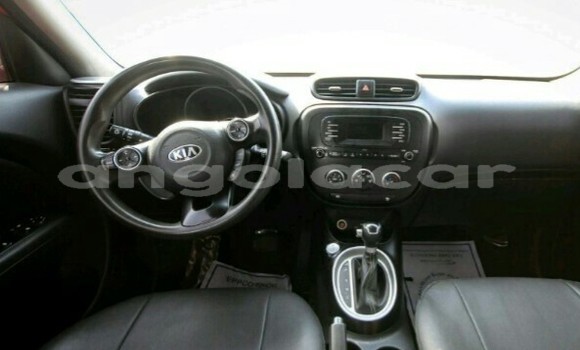 Acheter Neuf Voiture Kia Soul Rouge à Luanda, Province de Luanda Acheter Neuf Voiture Kia Soul Rouge à Luanda, Province de Luanda