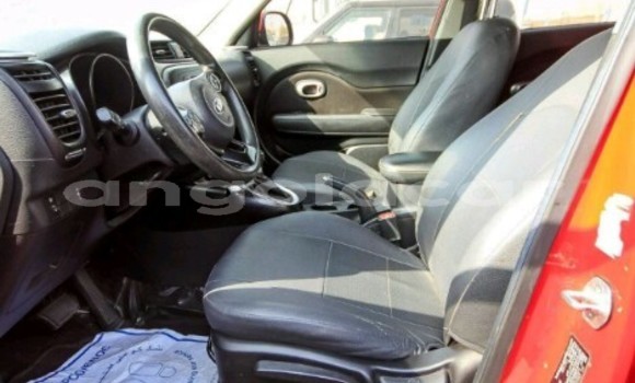 Acheter Neuf Voiture Kia Soul Rouge à Luanda, Province de Luanda Acheter Neuf Voiture Kia Soul Rouge à Luanda, Province de Luanda