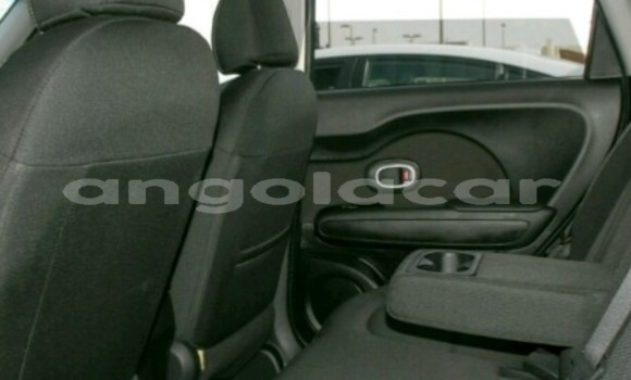 Acheter Neuf Voiture Kia Soul Noir à Luanda, Province de Luanda Acheter Neuf Voiture Kia Soul Noir à Luanda, Province de Luanda