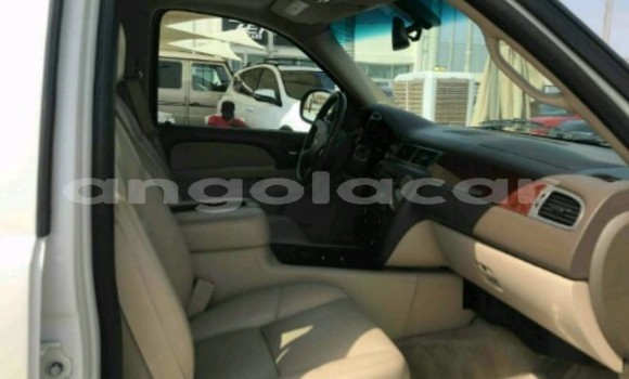 Buy New Chevrolet Tahoe White Car in Luanda in Luanda Province Buy New Chevrolet Tahoe White Car in Luanda in Luanda Province