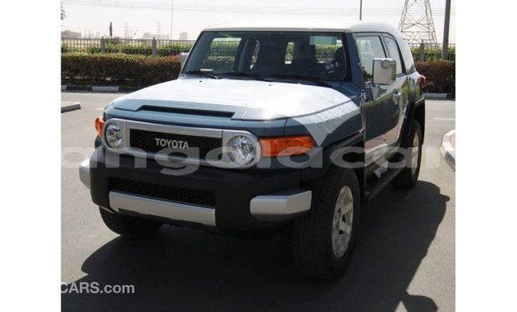 Acheter Import Voiture Toyota FJ Cruiser Bleu à Import - Dubai, Province de Bengo Acheter Import Voiture Toyota FJ Cruiser Bleu à Import - Dubai, Province de Bengo