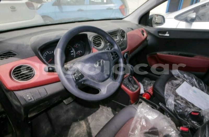 Big with watermark hyundai i10 luanda province luanda 5460