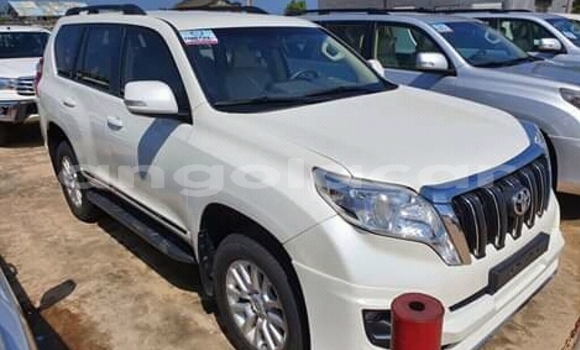 Comprar Novo Toyota Prado Branco Carro em Namibe em Namibe Province Comprar Novo Toyota Prado Branco Carro em Namibe em Namibe Province