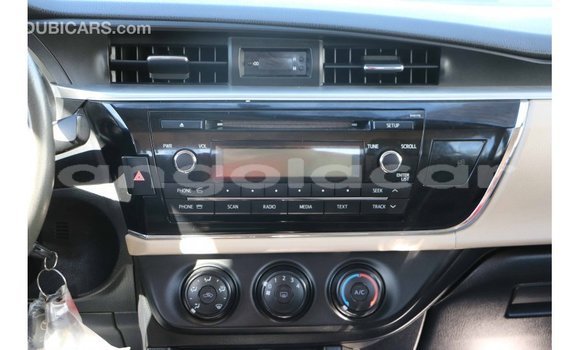 Acheter Import Voiture Toyota Corolla Blanc à Import - Dubai, Province de Bengo Acheter Import Voiture Toyota Corolla Blanc à Import - Dubai, Province de Bengo