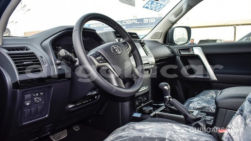 Big with watermark toyota land cruiser bengo province import dubai 5527