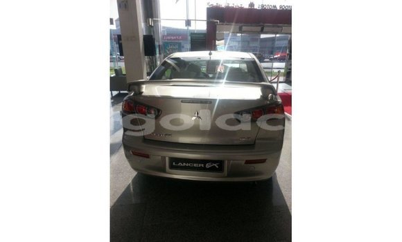 Buy Import Mitsubishi L200 Other Car in Import - Dubai in Bengo Province Buy Import Mitsubishi L200 Other Car in Import - Dubai in Bengo Province