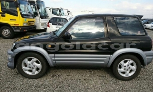 Comprar Novo Toyota RAV4 Preto Carro em Luanda em Luanda Province Comprar Novo Toyota RAV4 Preto Carro em Luanda em Luanda Province