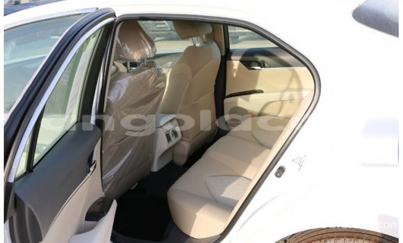 Comprar Importar Toyota Camry Branco Carro em Import - Dubai em Bengo Province Comprar Importar Toyota Camry Branco Carro em Import - Dubai em Bengo Province