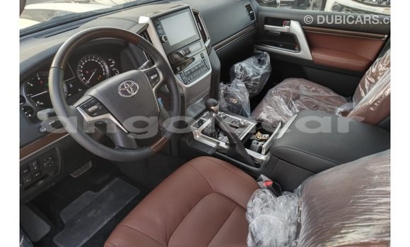 Buy Import Toyota Land Cruiser White Car in Import - Dubai in Bengo Province Buy Import Toyota Land Cruiser White Car in Import - Dubai in Bengo Province