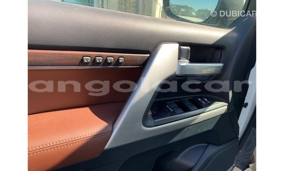 Buy Import Toyota Land Cruiser White Car in Import - Dubai in Bengo Province Buy Import Toyota Land Cruiser White Car in Import - Dubai in Bengo Province
