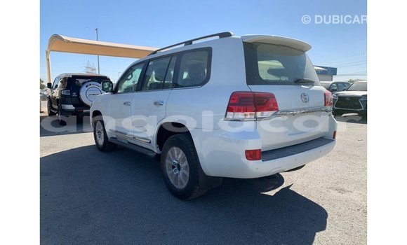 Buy Import Toyota Land Cruiser White Car in Import - Dubai in Bengo Province Buy Import Toyota Land Cruiser White Car in Import - Dubai in Bengo Province
