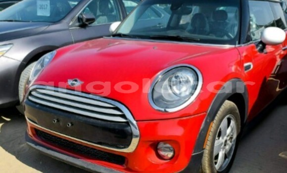 Acheter Neuf Voiture MINI Cooper Rouge à Luanda, Province de Luanda Acheter Neuf Voiture MINI Cooper Rouge à Luanda, Province de Luanda