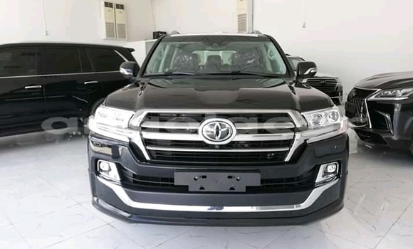 Buy New Toyota Land Cruiser Black Car in Luanda in Luanda Province Buy New Toyota Land Cruiser Black Car in Luanda in Luanda Province