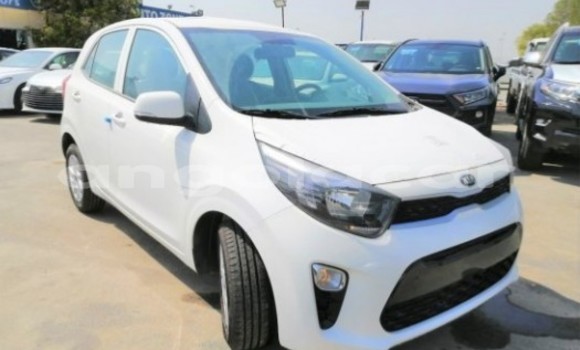 Comprar Novo Kia Picanto Branco Carro em Luanda em Luanda Province Comprar Novo Kia Picanto Branco Carro em Luanda em Luanda Province