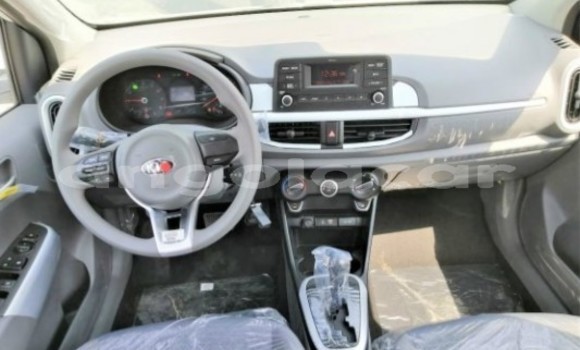 Comprar Novo Kia Picanto Branco Carro em Luanda em Luanda Province Comprar Novo Kia Picanto Branco Carro em Luanda em Luanda Province