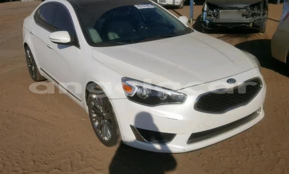 Comprar Usado Kia Cadenza Outro Carro em Luena em Moxico Comprar Usado Kia Cadenza Outro Carro em Luena em Moxico